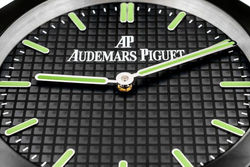 Luxury Audemars Piquet AP06 Watch - Swiss Made Elegance