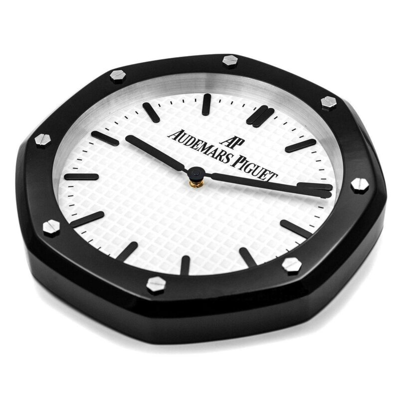 Luxury Watch Audemars Piguet AP09 - Elegance and Precision Swiss Made